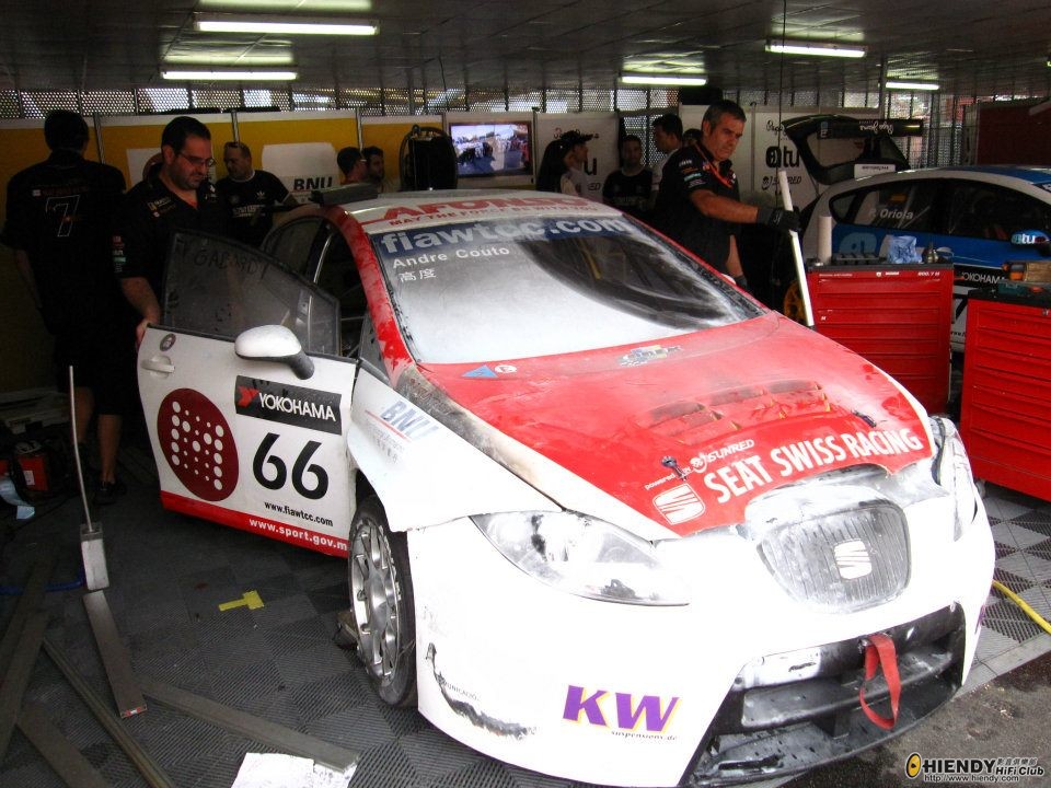 316860_10150296968513239_536413238_7051707_1523700898_n.jpg