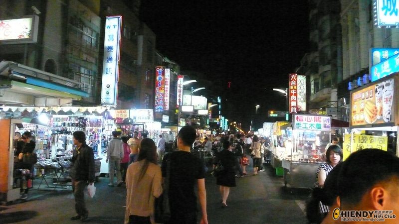 9.2.2 六合夜市.jpg