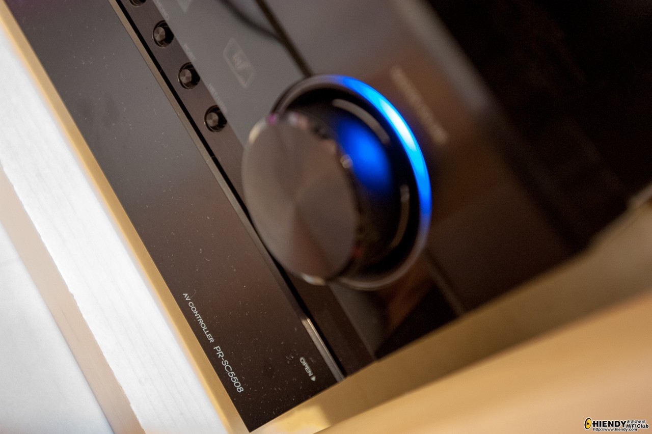 Onkyo 5508 AV Pre amp.jpg