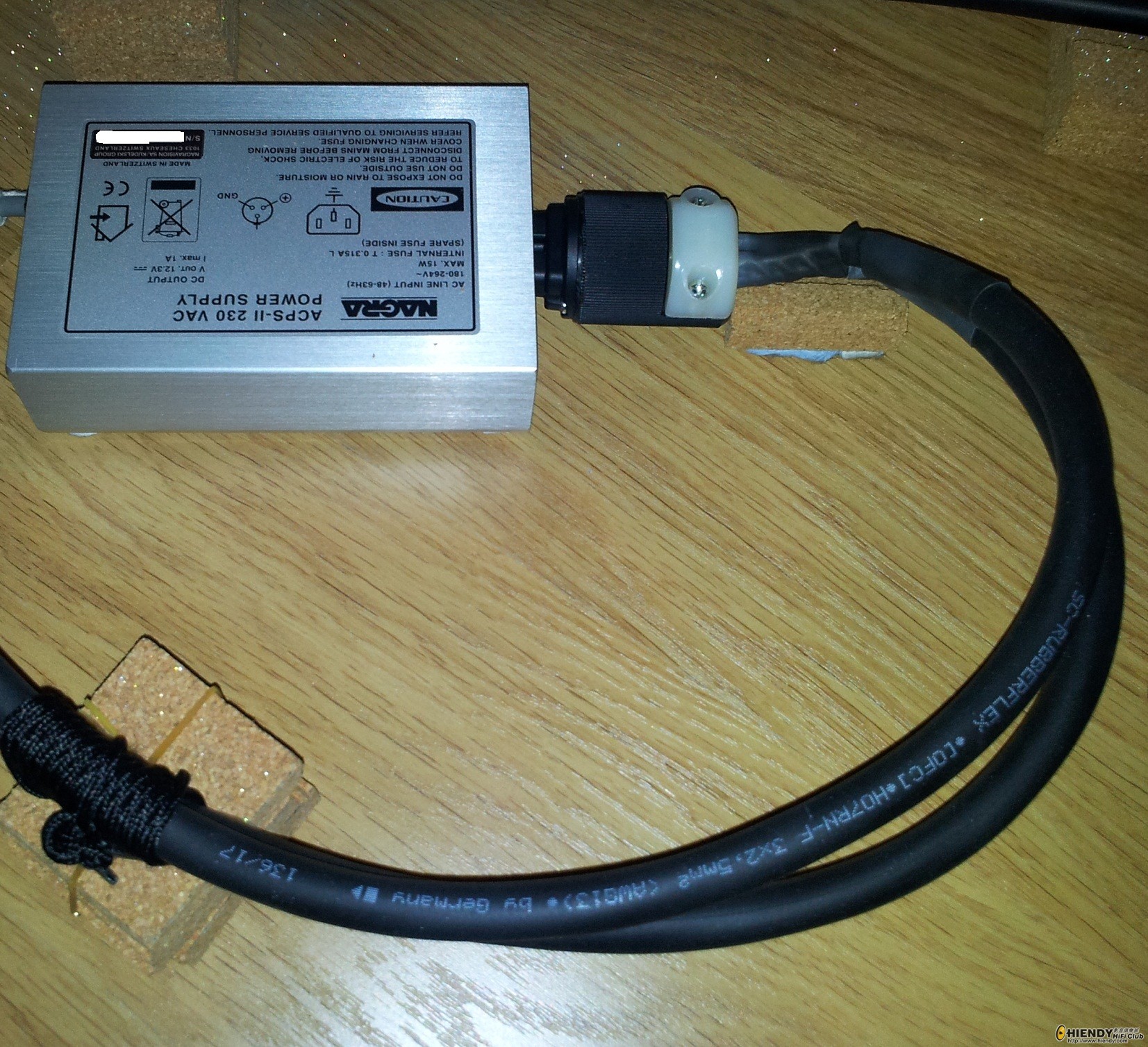 Sommer power cables double-up for Nagra PLL preamp pic-2 (17 june 2012).jpg