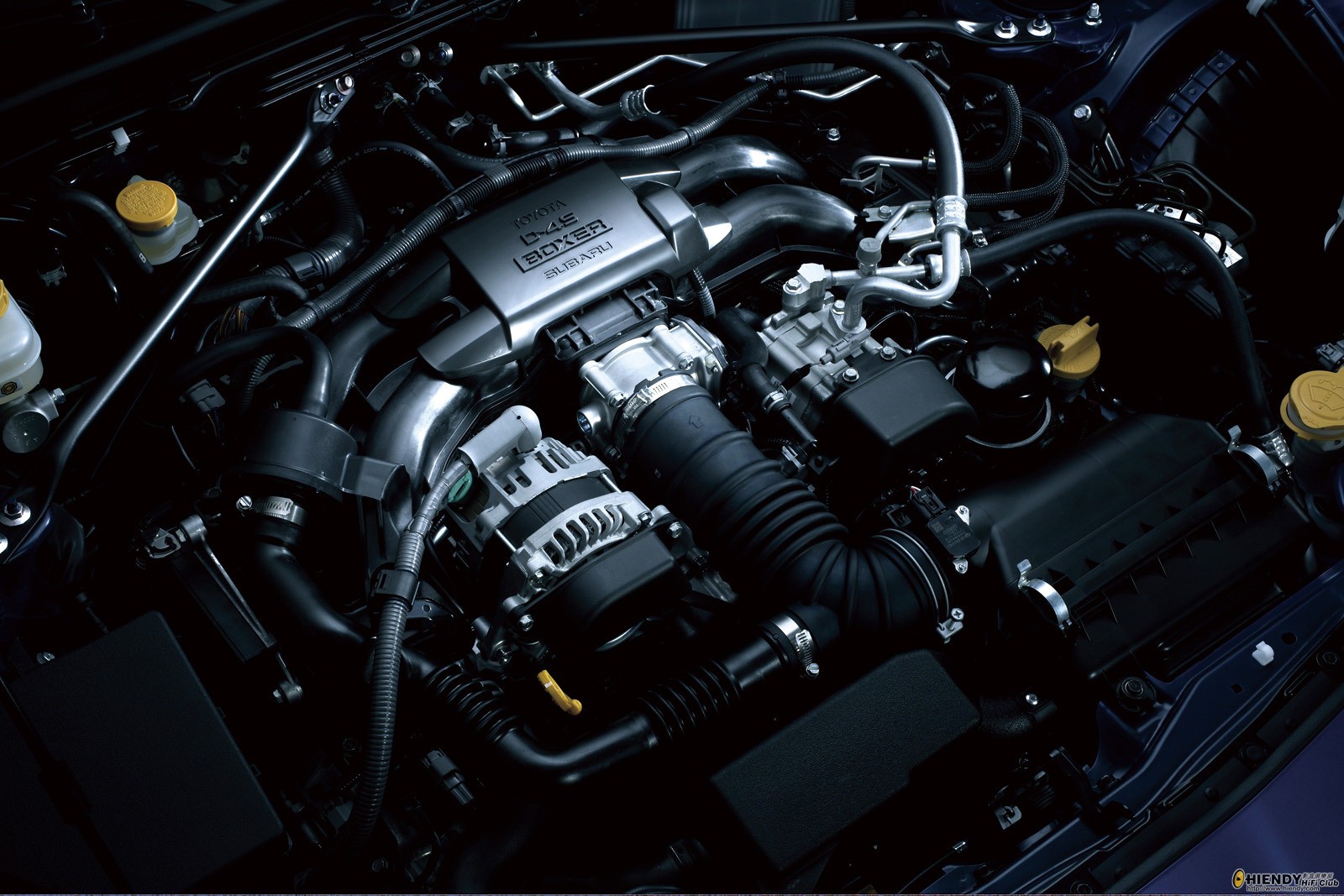 2013-Subaru-BRZ-Carscoop2_8.jpg