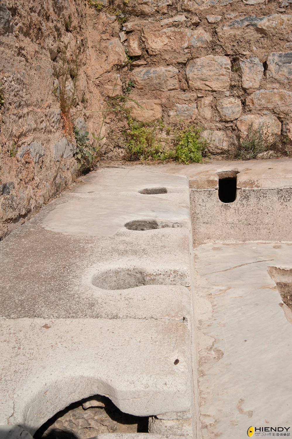 Ephesus-Anicent-Toilet.jpg