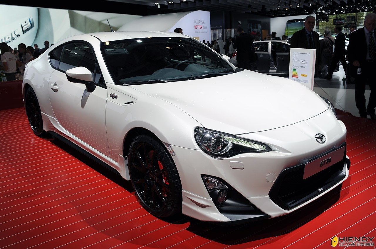 01-toyota-gt86-trd-paris.jpg