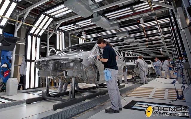 mercedes-benz-kecskemet-plant-2.jpg