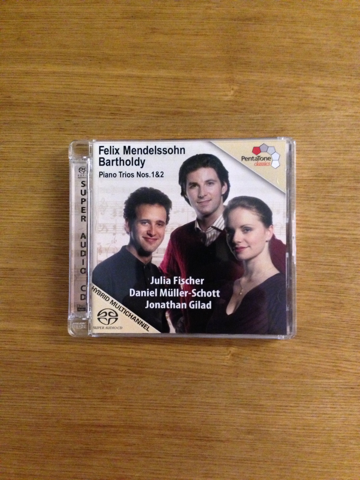 Julia Fischer - Mendelssohn Piano Trios 1 & 2 (SACD Hybrid) (SOLD 已售)
