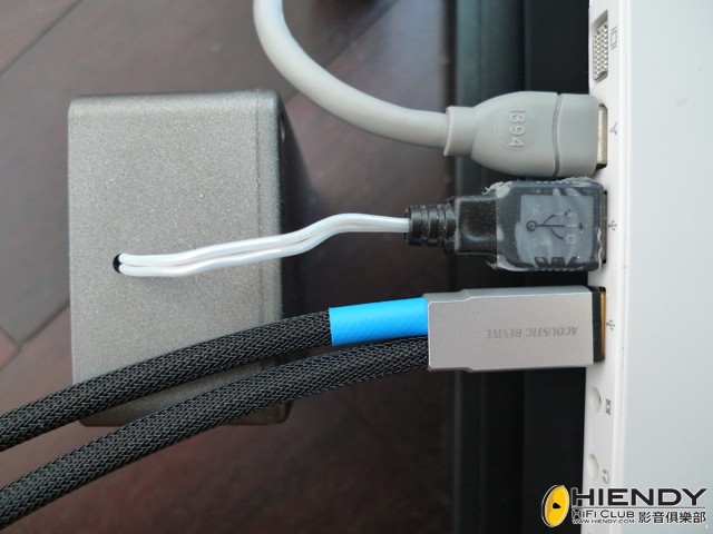 usb1.jpg