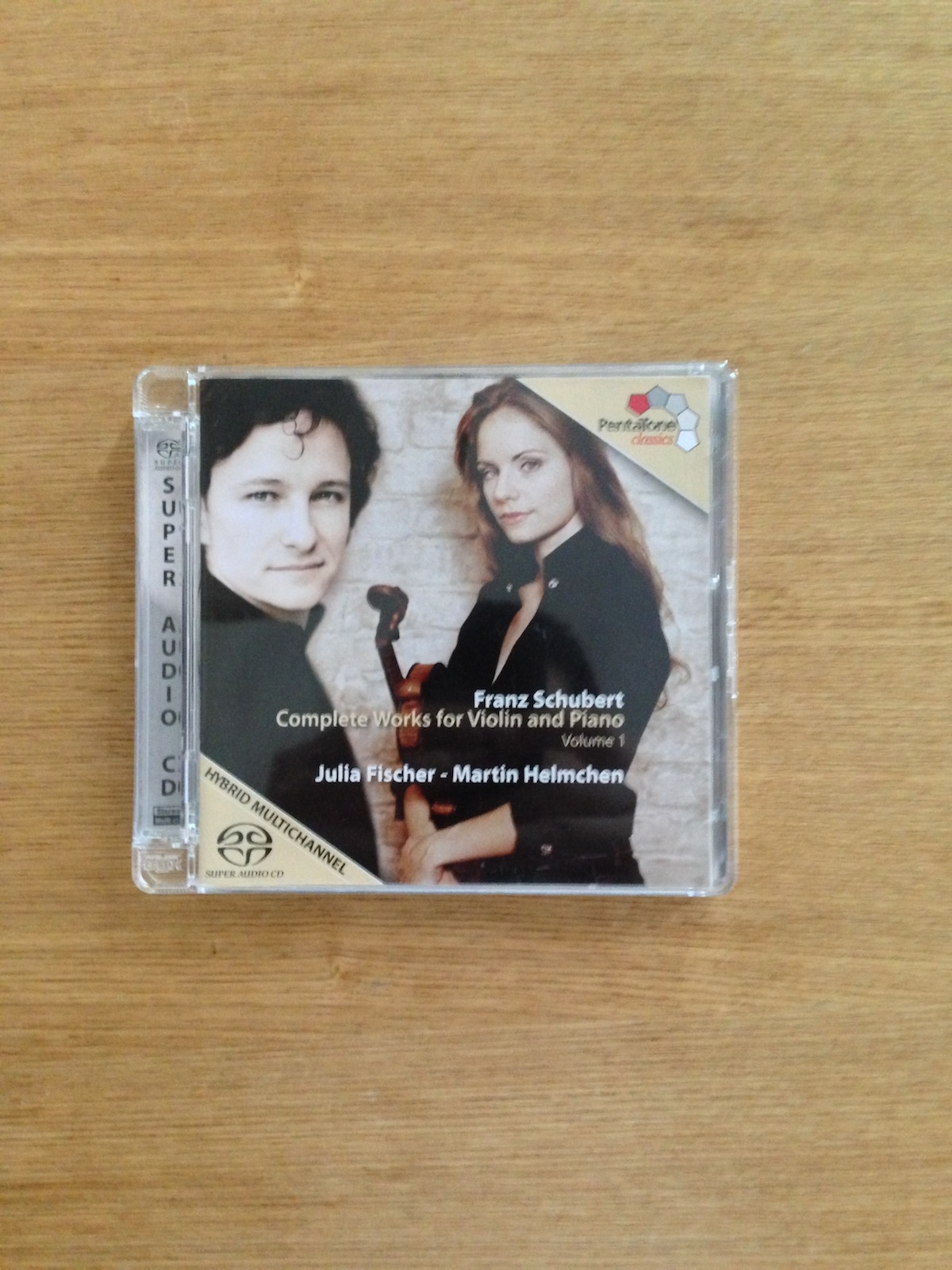 Julia Fischer - Franz Schubert's complete works for violin and piano volume 1 (SACD Hybrid) (SOLD 已售
