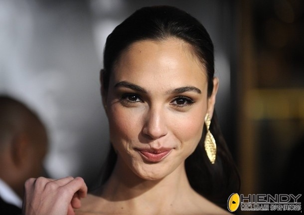 gal gadot 1.jpg