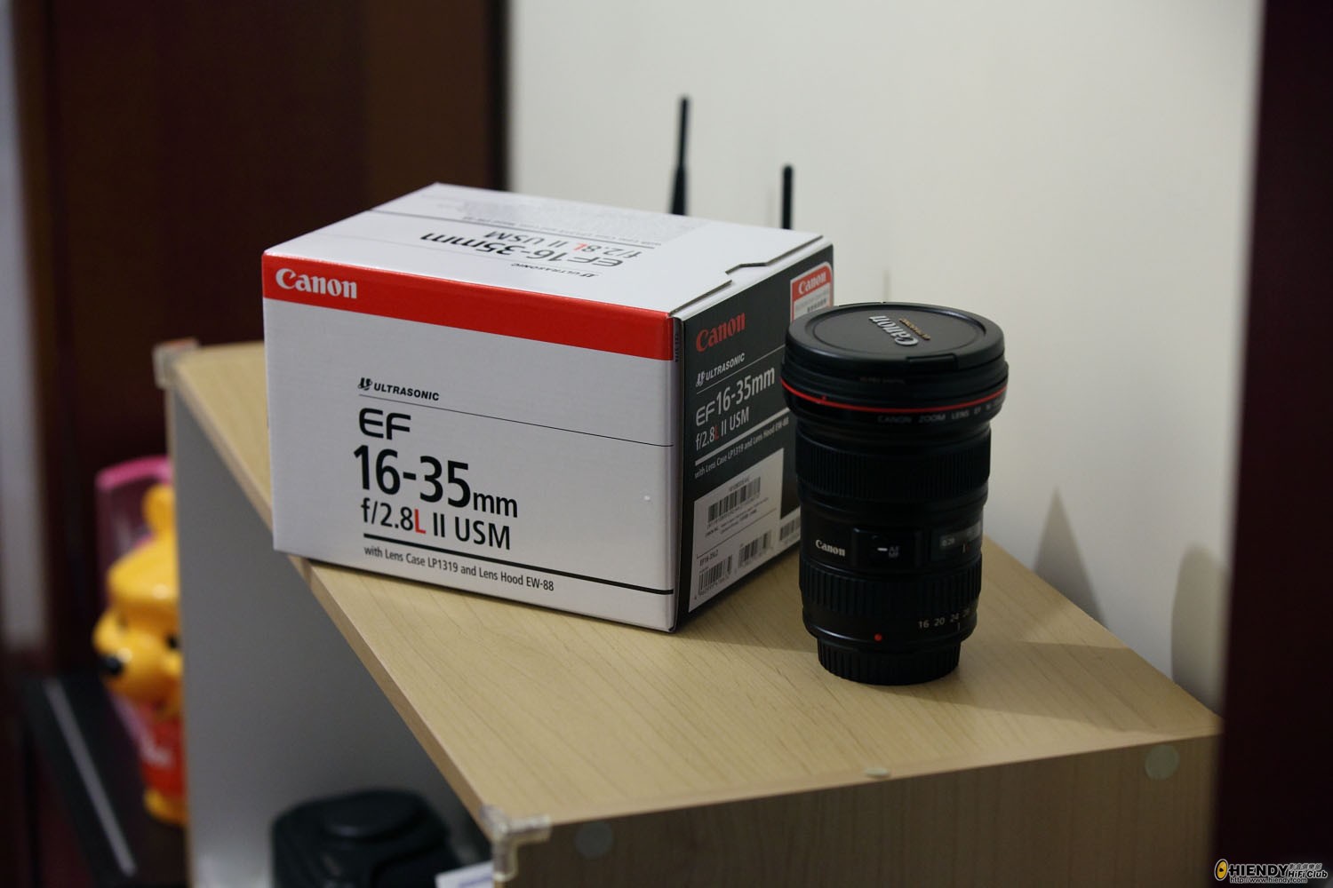 lens_0004.jpg