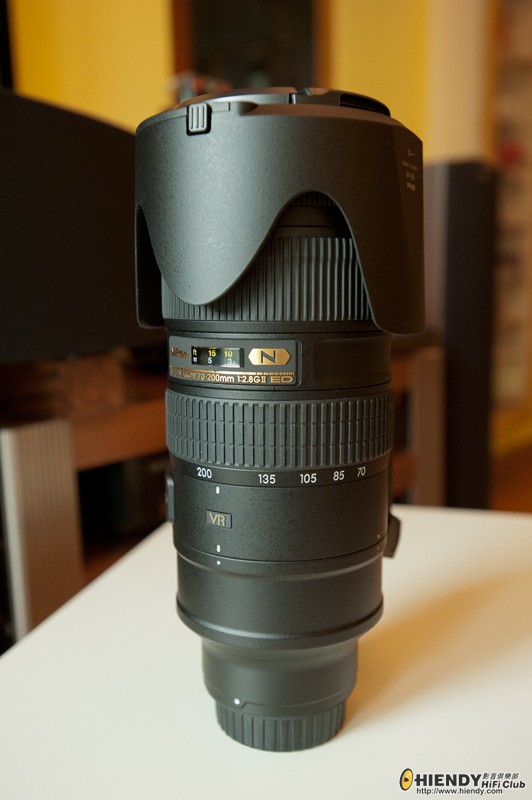 N70-200VR2-pic3.jpg