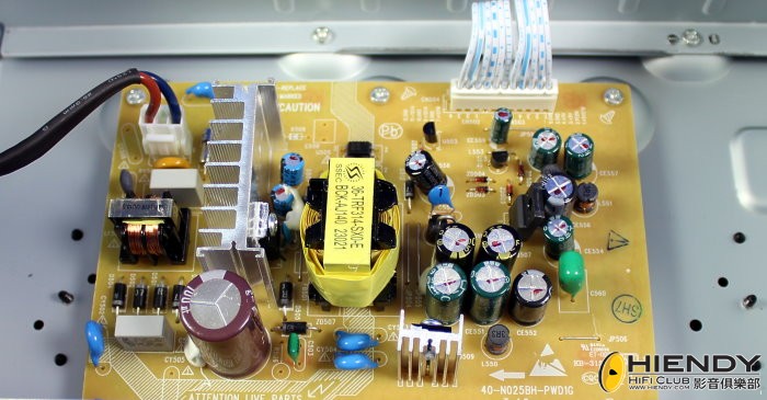 Denon_DBT-1713UD_Innenleben1.jpg
