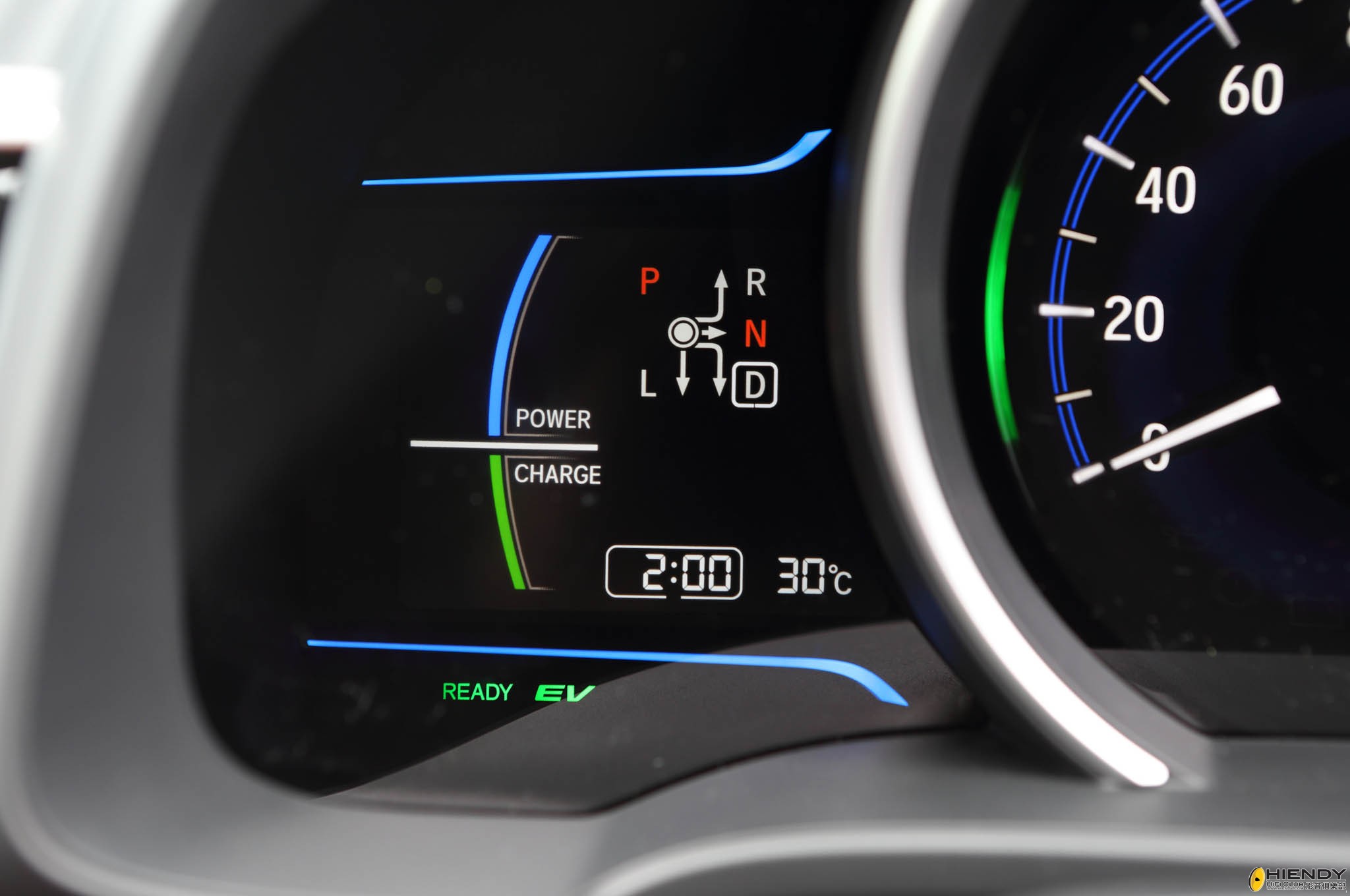 2014_Honda_Fit_Hybrid_03.jpg