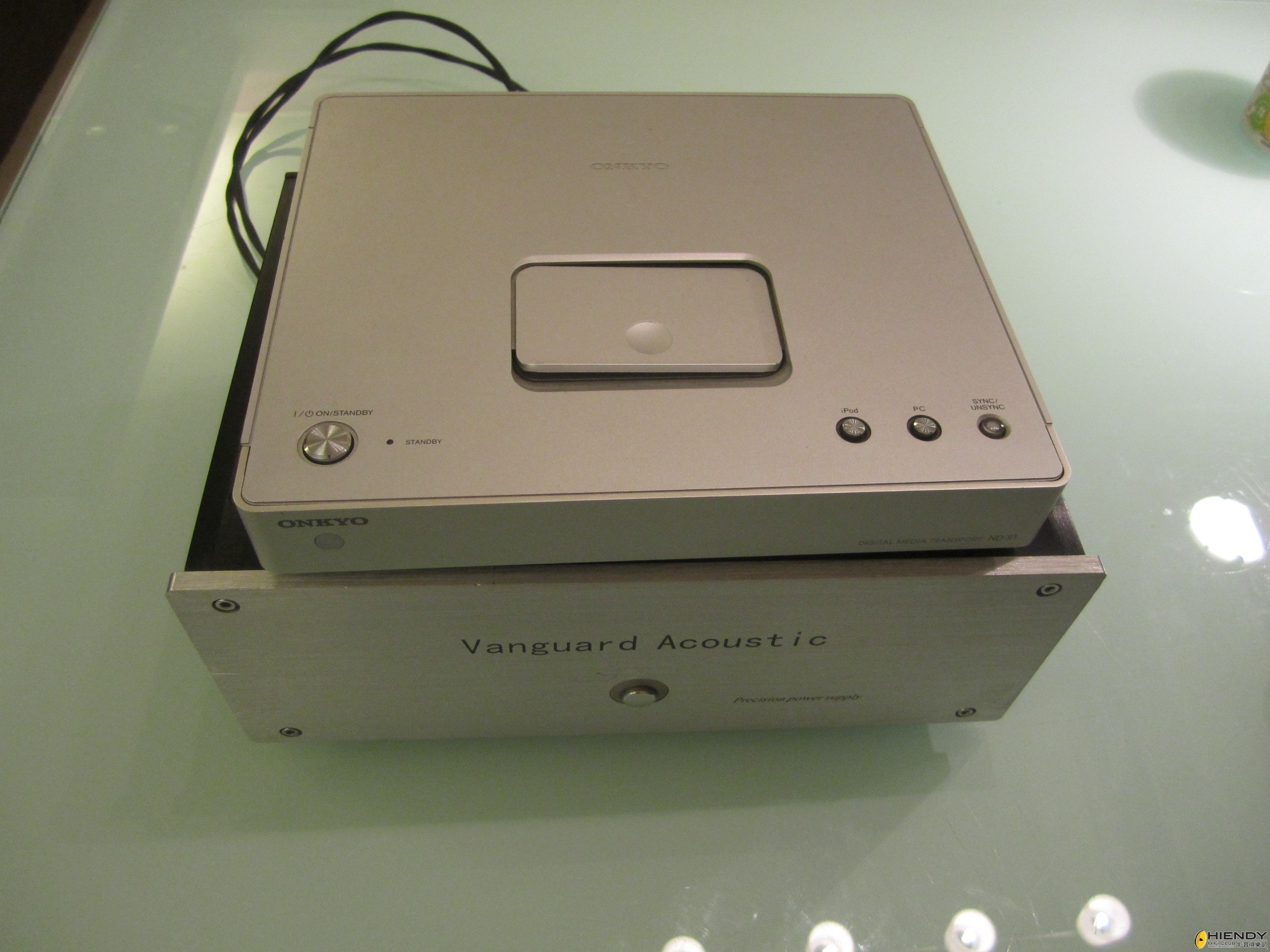 もも出品 本物保証，限定SALE 中古 トランスポート ONKYO ND-S1 iPod