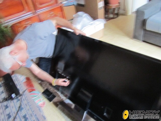 tv 005.jpg