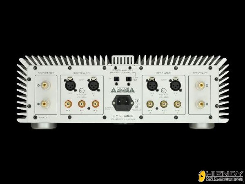 bmc_cs2_stereo_amplifier_rear.jpg
