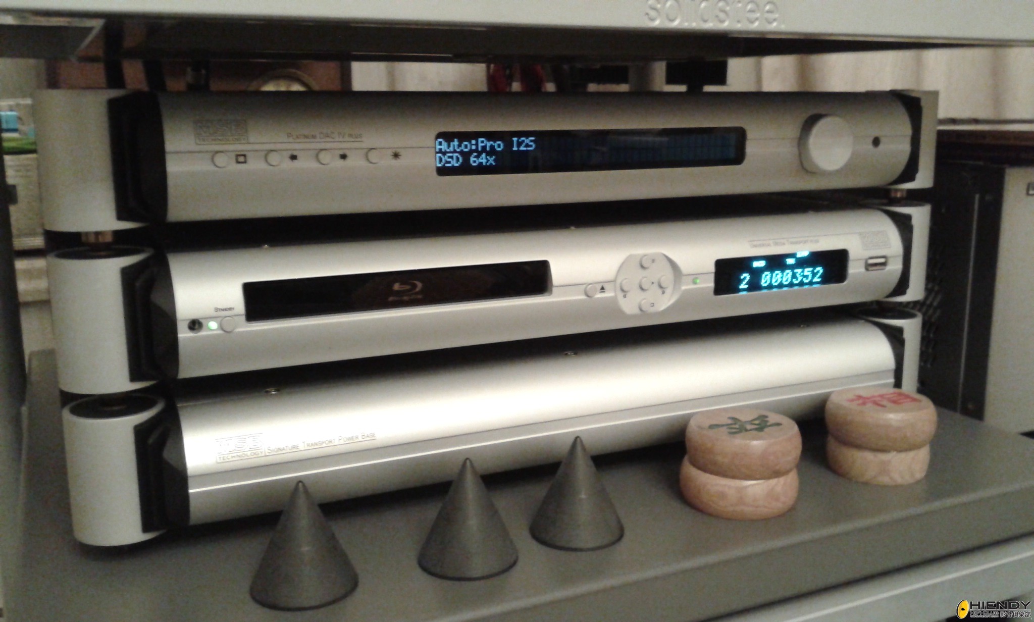 UMT Plus Signature Transport Powerbase IV Plus.jpg