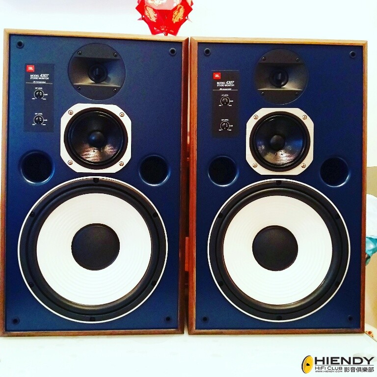 JBL 4307
