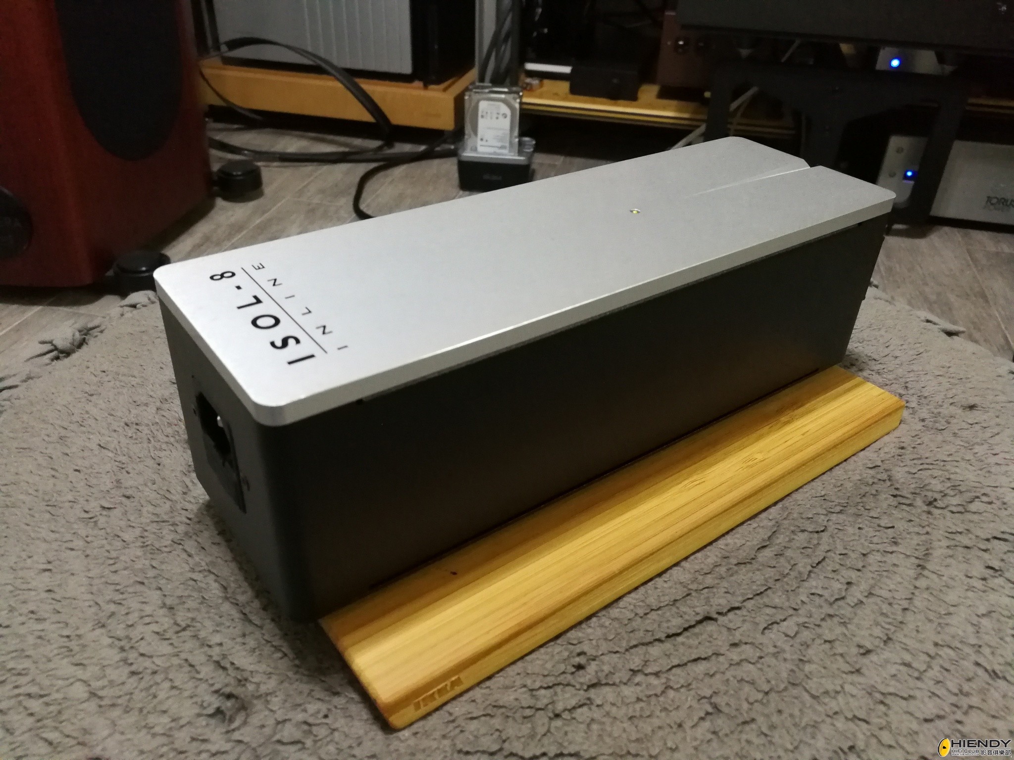 230059as6gy2czaar4t82a.jpg