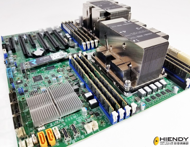 Supermicro-X11DPi-NT-Heat-Sinks-Installed.jpg