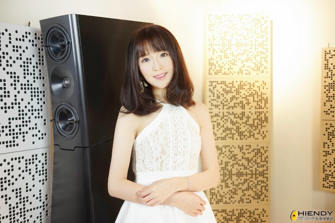 Kh1g8863 (Medium).jpeg