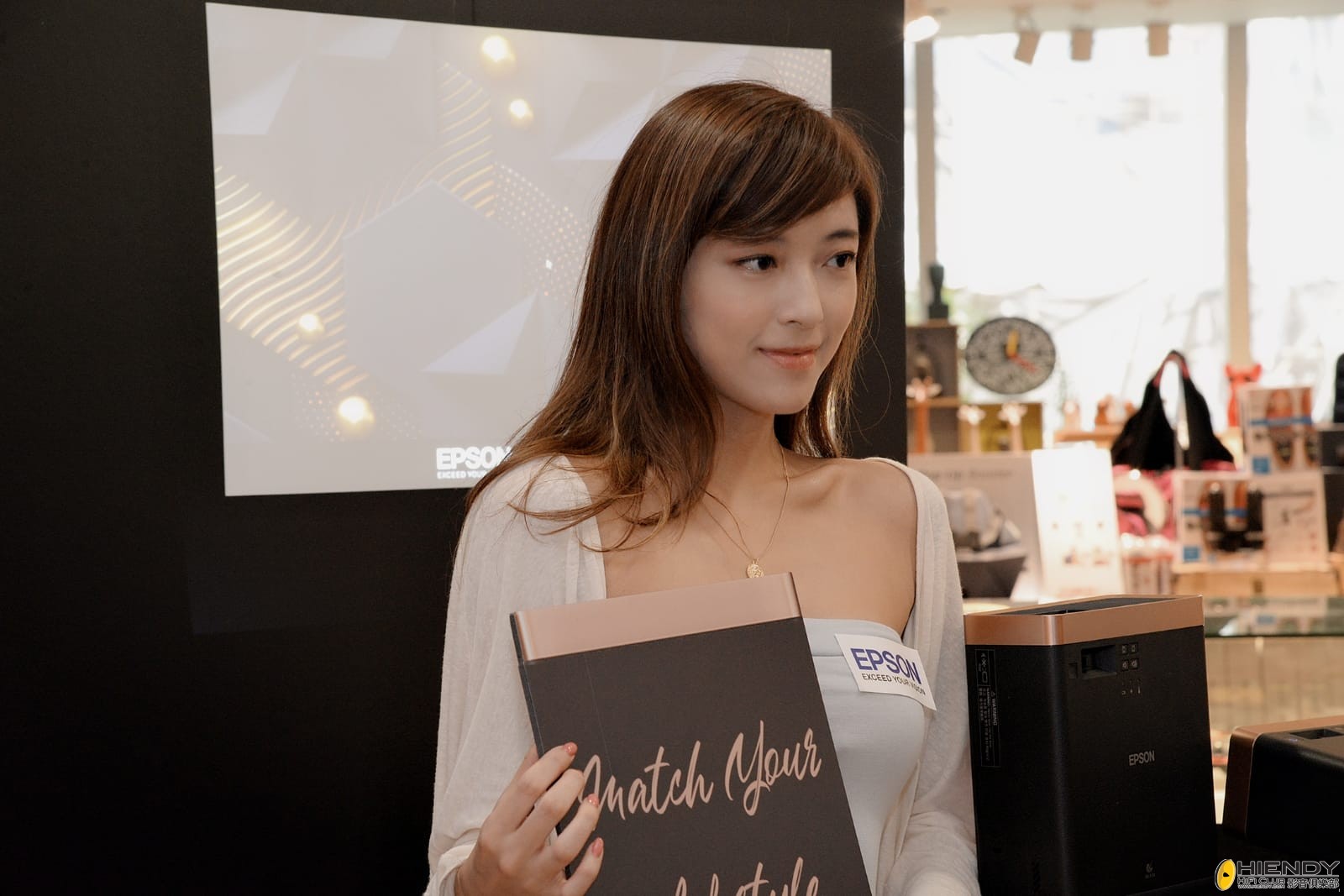 WhatsApp Image 2019-07-27 at 17.37.29.jpeg