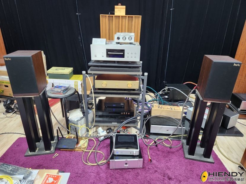 1sc stand - 2.jpg