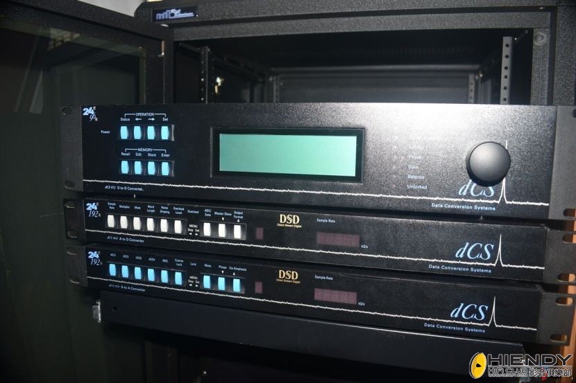 3608824-e4b8b803-dcs-972-904-954-with-clear-image-audio-t4-power-conditioner-in-a-rack.jpg