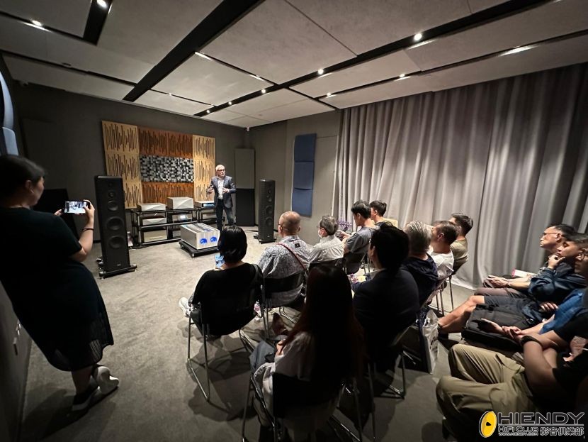 WhatsApp Image 2024-11-03 at 18.32.27_d5707544.jpg