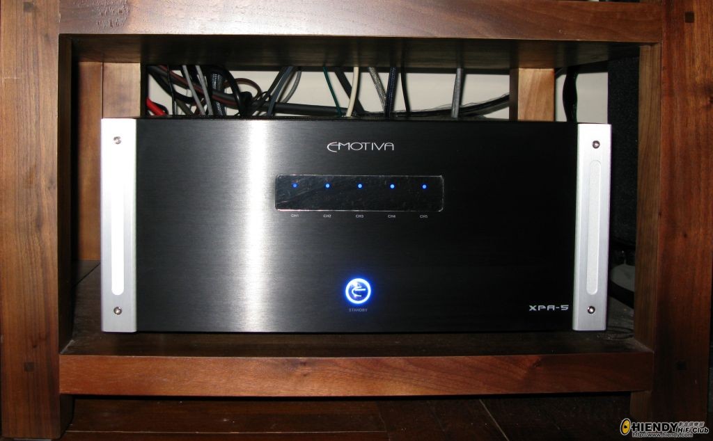 Emotiva XPA-5 02.jpg