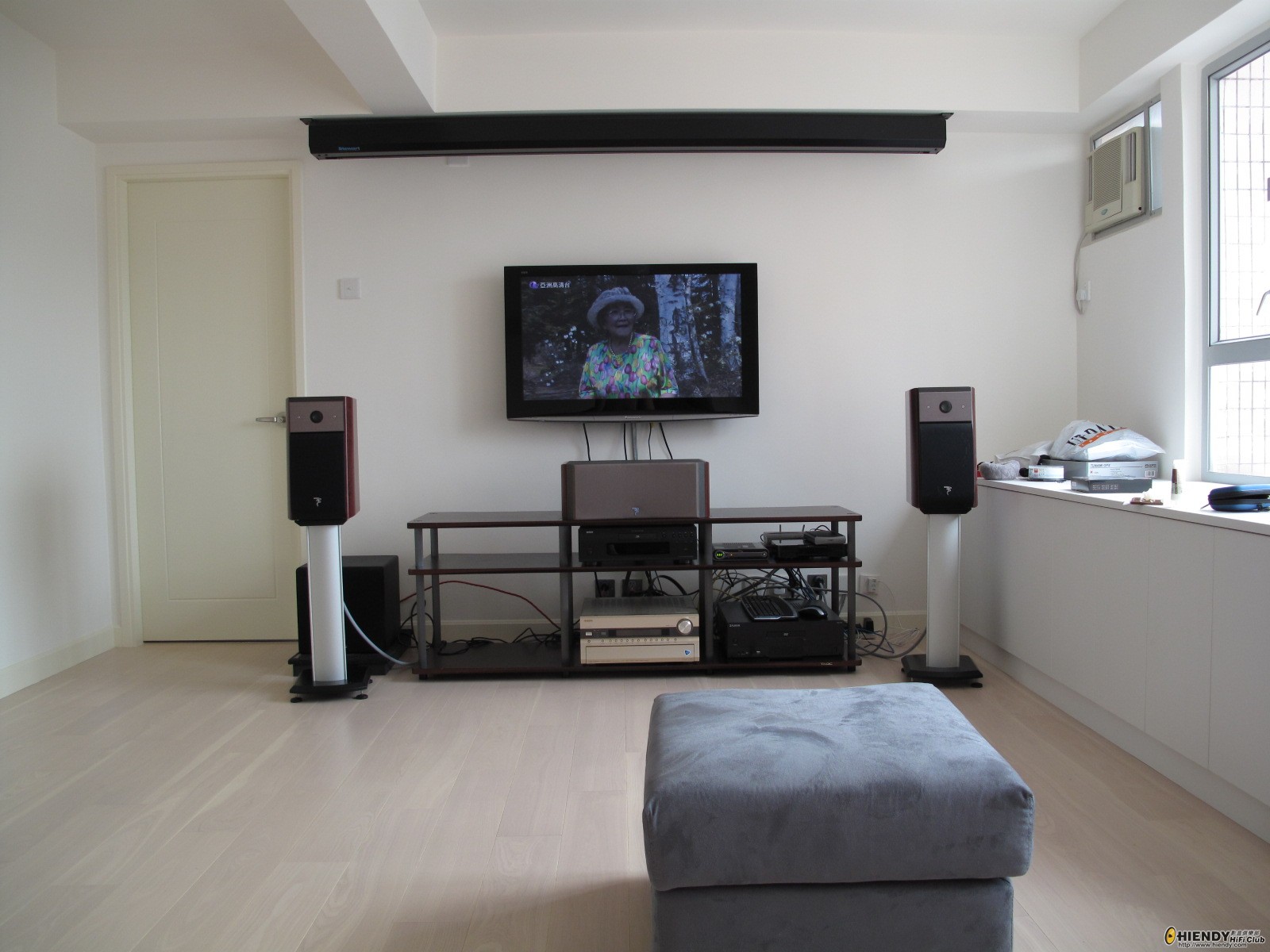 JM lab speakers.JPG