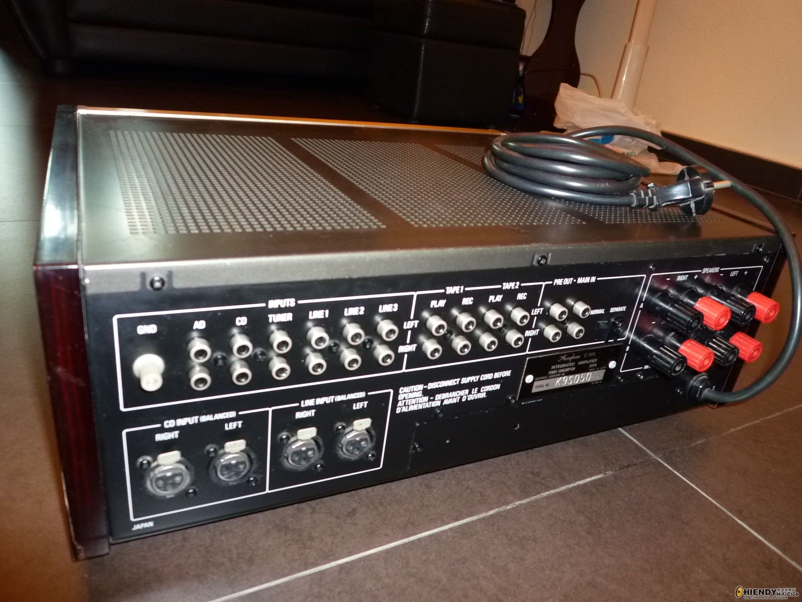 accuphase E305 002.JPG
