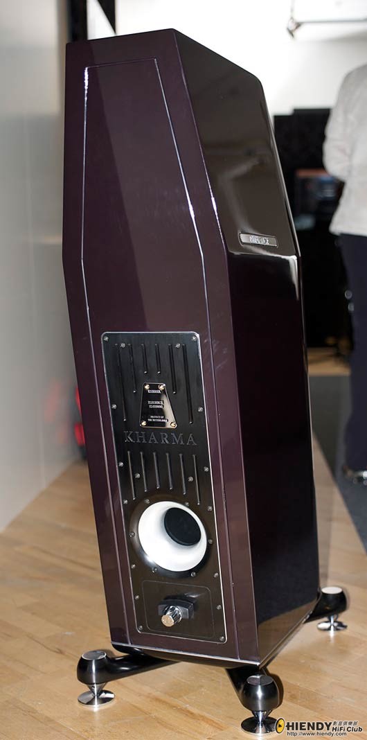 backside-elegance-hs.jpg
