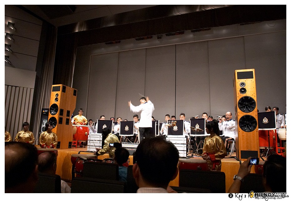 CRW_8315ps.jpg
