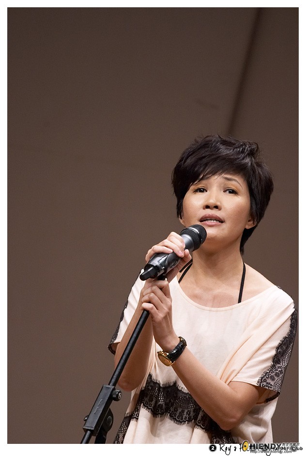 CRW_8517ps.jpg