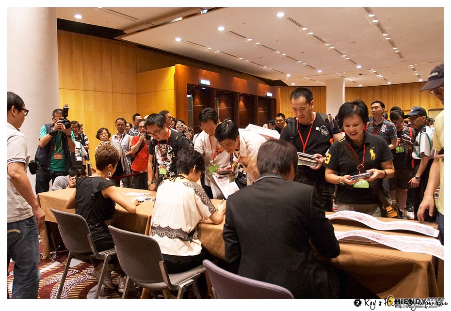 CRW_8615ps.jpg