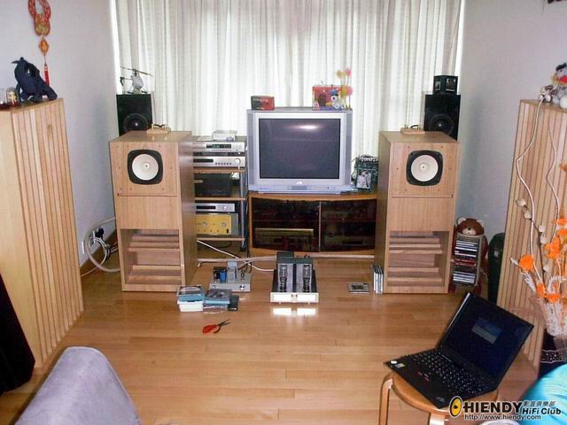 my_206e_04.JPG