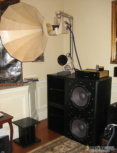 17_-Goto-Loudspeakers-at-Capitol-Audio-Fest-2010.jpg
