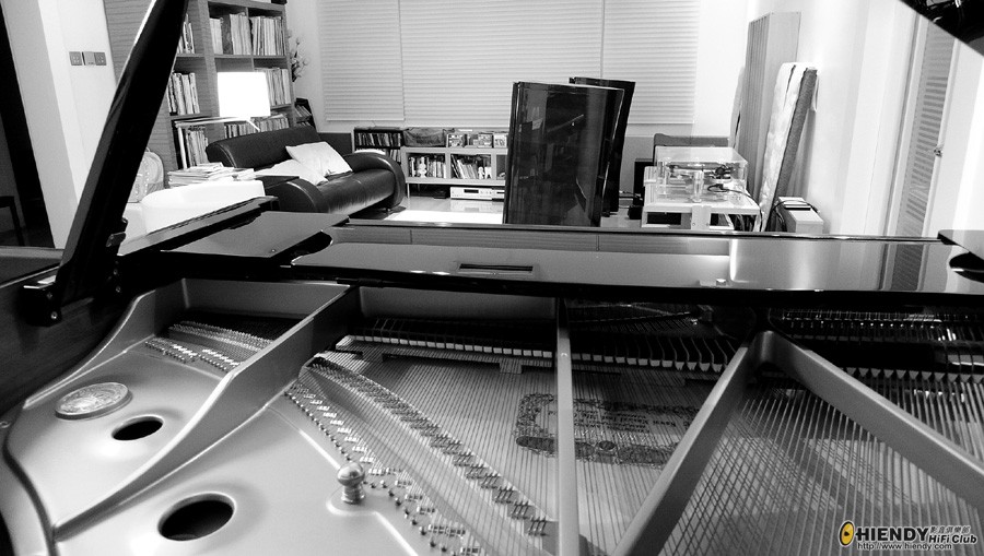 piano.jpg