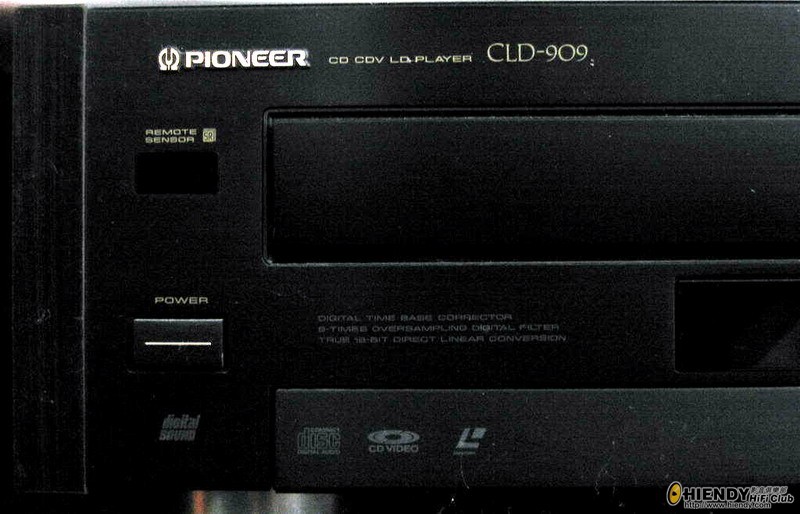 PioneerCLD909LDPlayer02.jpg