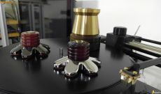 好奇害死貓 - Harmonix TU-812M vs TU-812MX vs Dalby D7 Vinyl Stabiliser